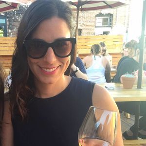 Meet your Posher, Caitlin